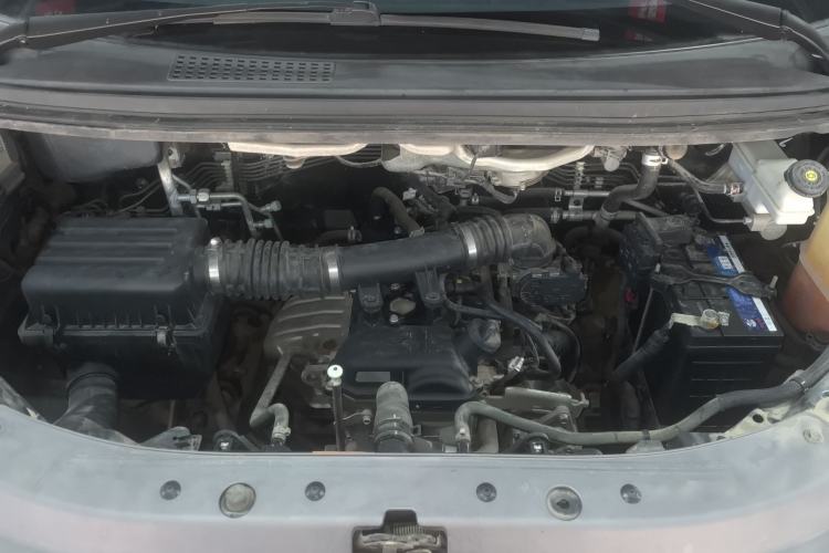 Used FORTHING Lingzhi 2020 M5L 1.6L Luxury 7-Seater Engine Bay