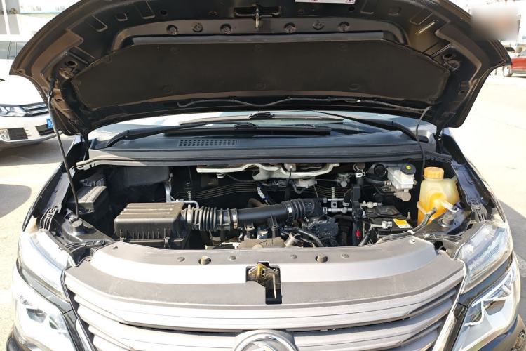 Used FORTHING Lingzhi 2020 M5L 1.6L Luxury 7-Seater Engine Bay