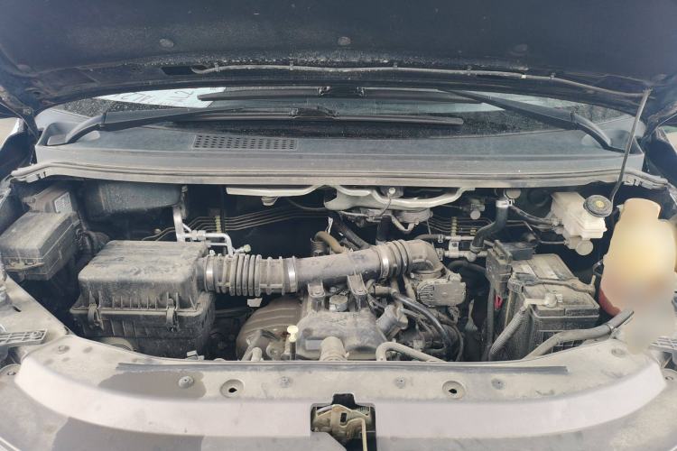 Used FORTHING Lingzhi 2020 M5L 1.6L Luxury 7-Seater Engine Bay