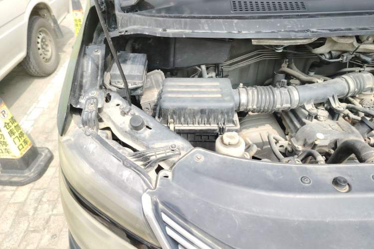 Used FORTHING Lingzhi 2020 M5L 1.6L Base Model 7 Seats Engine Bay Right