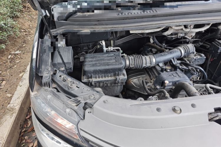 Used FORTHING Lingzhi 2020 M5L 1.6L Luxury 7-Seater Engine Bay Right