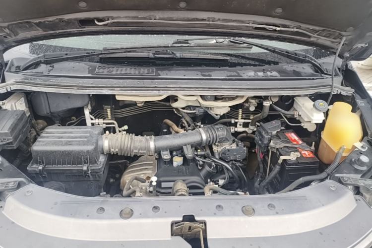 Used FORTHING Lingzhi 2020 M5L 1.6L Luxury 7-Seater Engine Bay