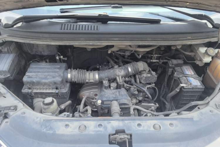 Used FORTHING Lingzhi 2020 M5 1.6L Practical Model Engine Bay