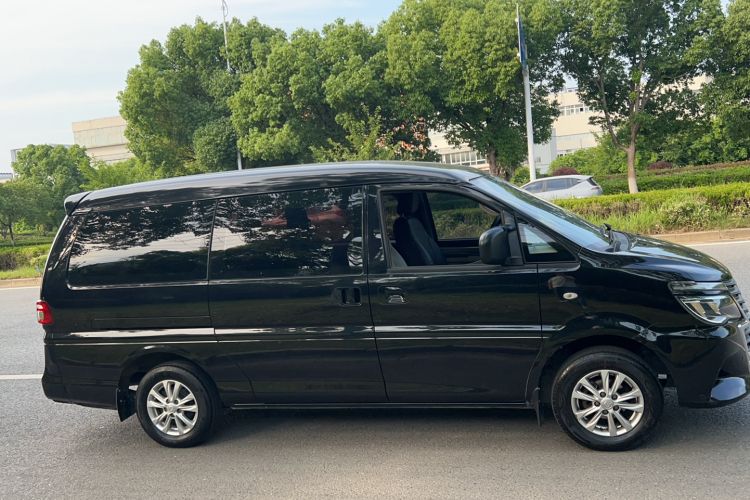 Used FORTHING Lingzhi 2020 M5L 1.6L Luxury 7-Seater Exterior 3