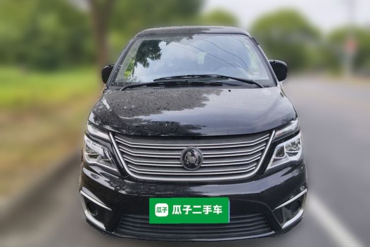 Used FORTHING Lingzhi 2020 M5L 1.6L Luxury 7-Seater Front