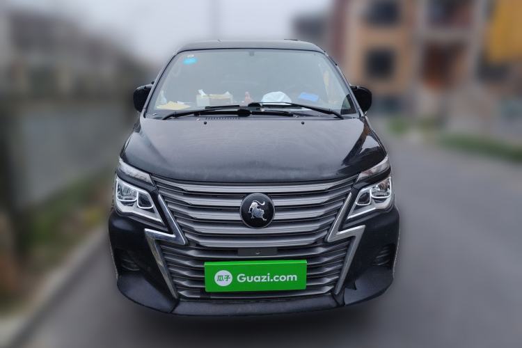 Used FORTHING Lingzhi 2020 M5L 1.6L Luxury 7-Seater Front