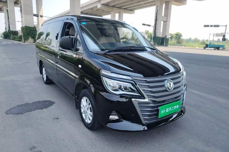 Used FORTHING Lingzhi 2020 M5L 1.6L Luxury 7-Seater Front Right 45 Deg