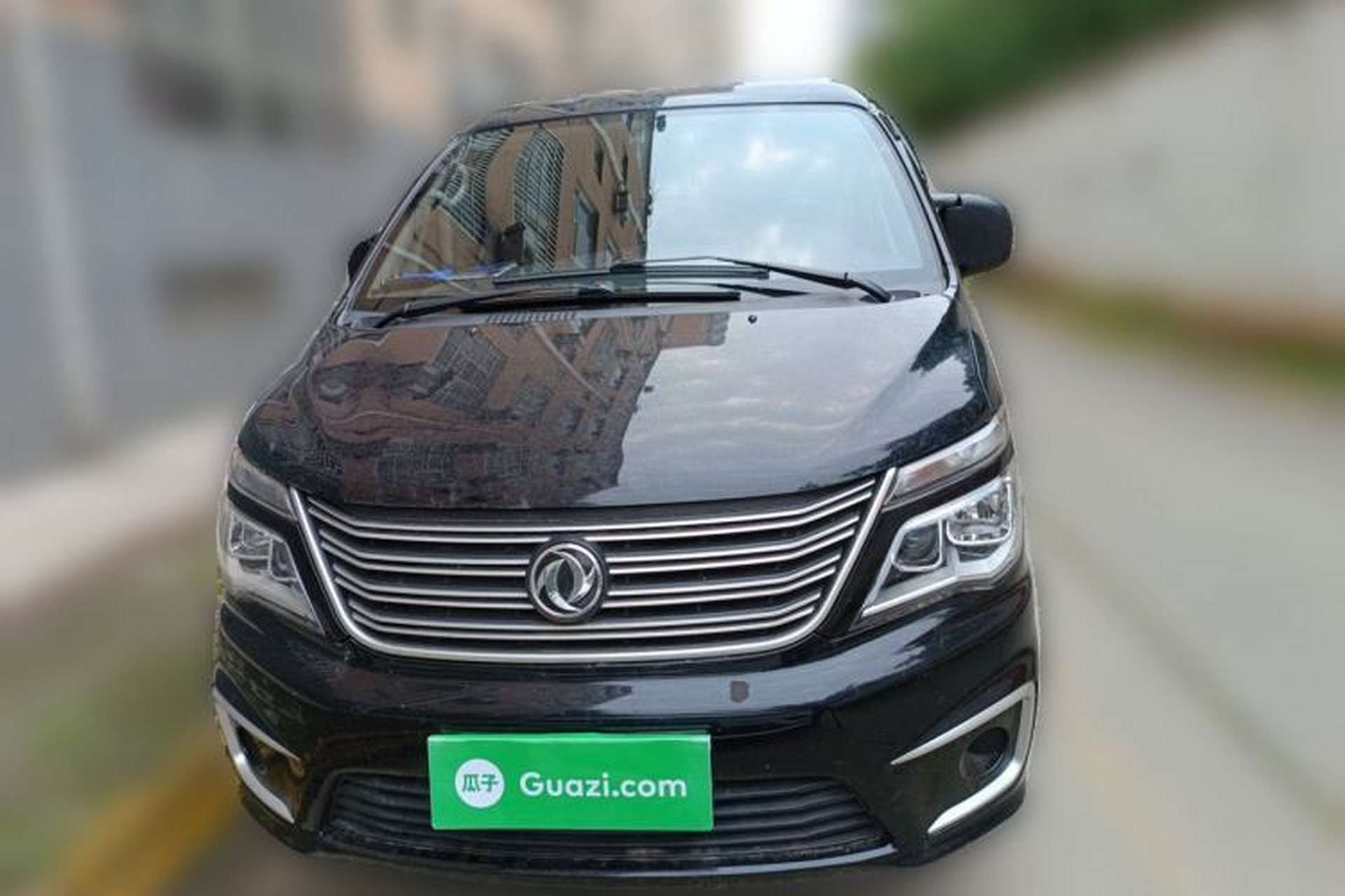 Used FORTHING Lingzhi 2020 M5L 2.0L Base Model 7 Seats Front