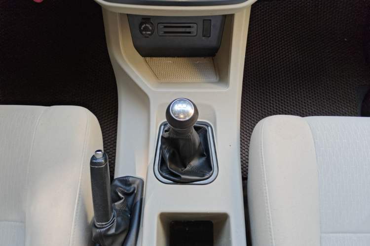 Used FORTHING Lingzhi 2020 M5L 1.6L Utility Model Gear Lever