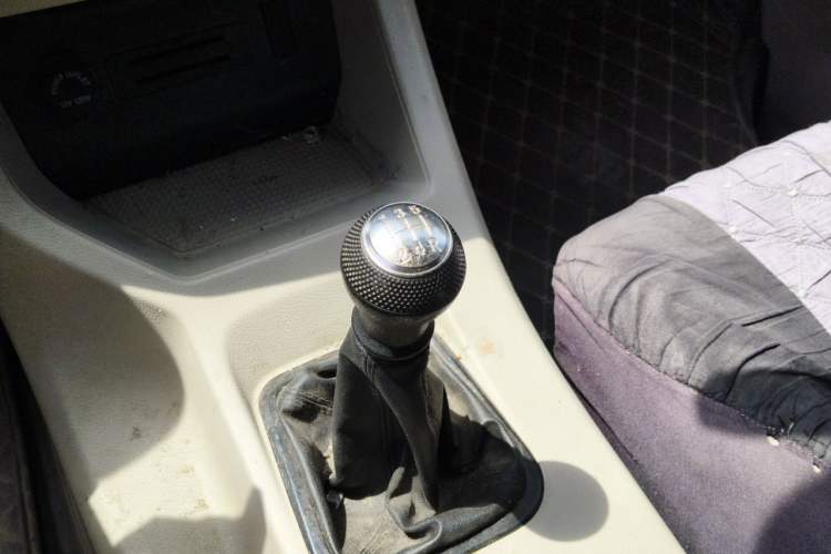 Used FORTHING Lingzhi 2020 M5L 1.6L Utility Model Gear Lever