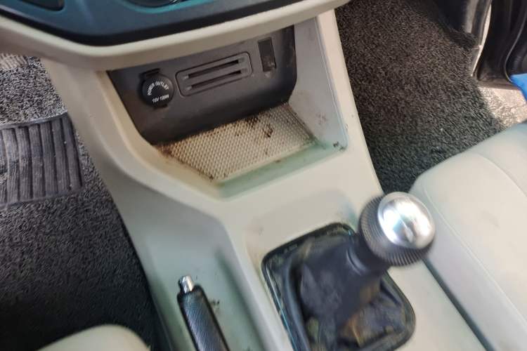 Used FORTHING Lingzhi 2020 M5 1.6L Practical Model Gear Lever