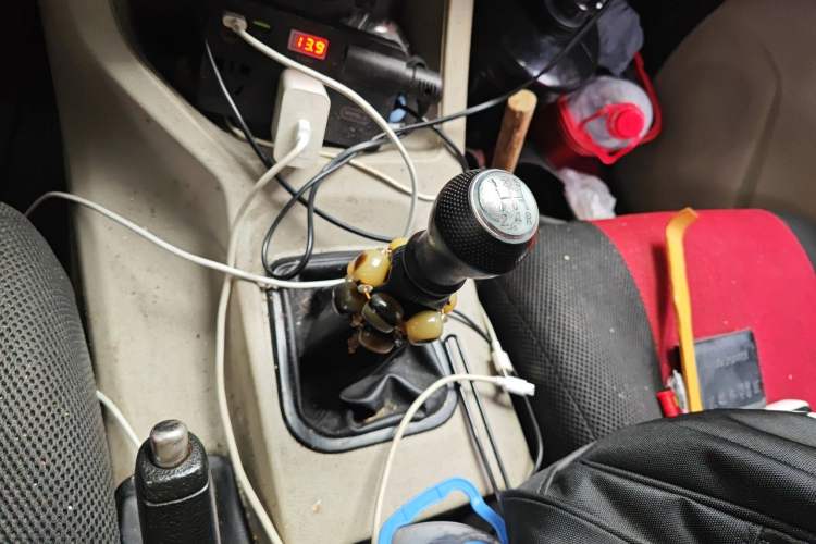 Used FORTHING Lingzhi 2020 M5L 1.6L Utility Model Gear Lever