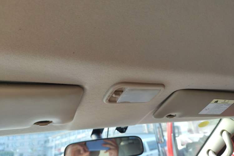 Used FORTHING Lingzhi 2020 M5L 1.6L Base Model 7 Seats Headliner