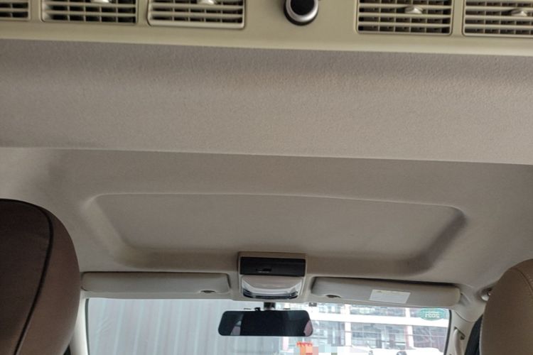 Used FORTHING Lingzhi 2020 M5L 1.6L Luxury 7-Seater Headliner