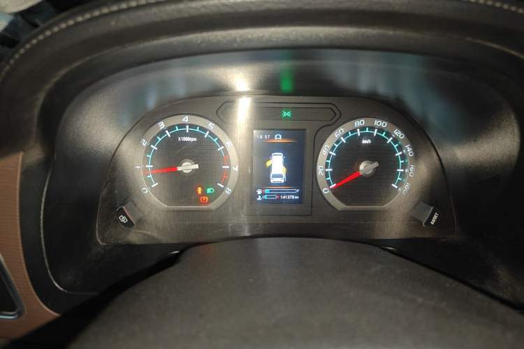 Used FORTHING Lingzhi 2020 M5L 1.6L Base Model 7 Seats Instrument Cluster
