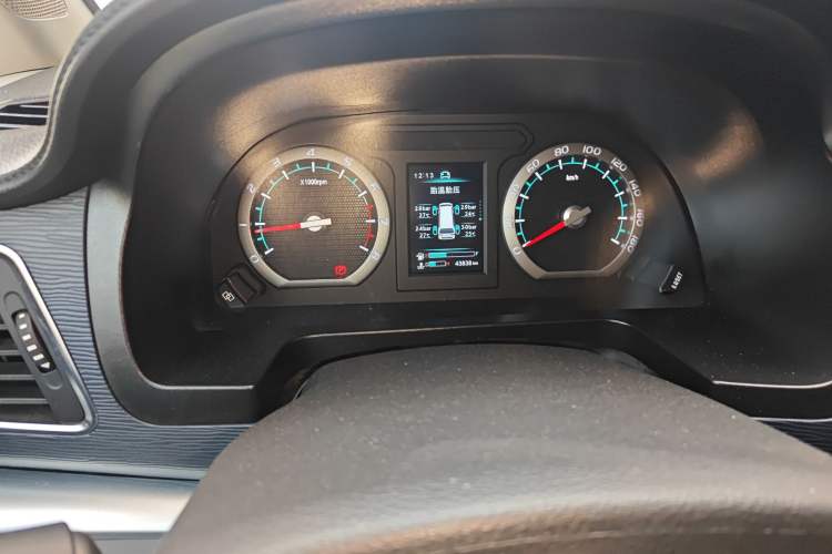 Used FORTHING Lingzhi 2020 M5L 1.6L Luxury 7-Seater Instrument Cluster