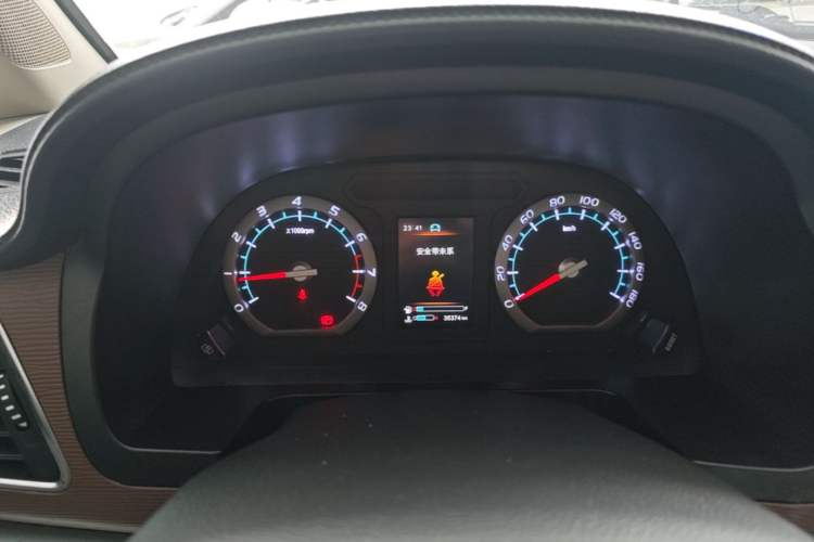 Used FORTHING Lingzhi 2020 M5L 1.6L Luxury 7-Seater Instrument Cluster