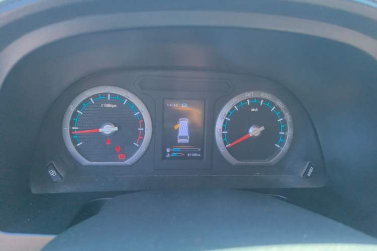 Used FORTHING Lingzhi 2020 M5L 1.6L Luxury 7-Seater Instrument Cluster