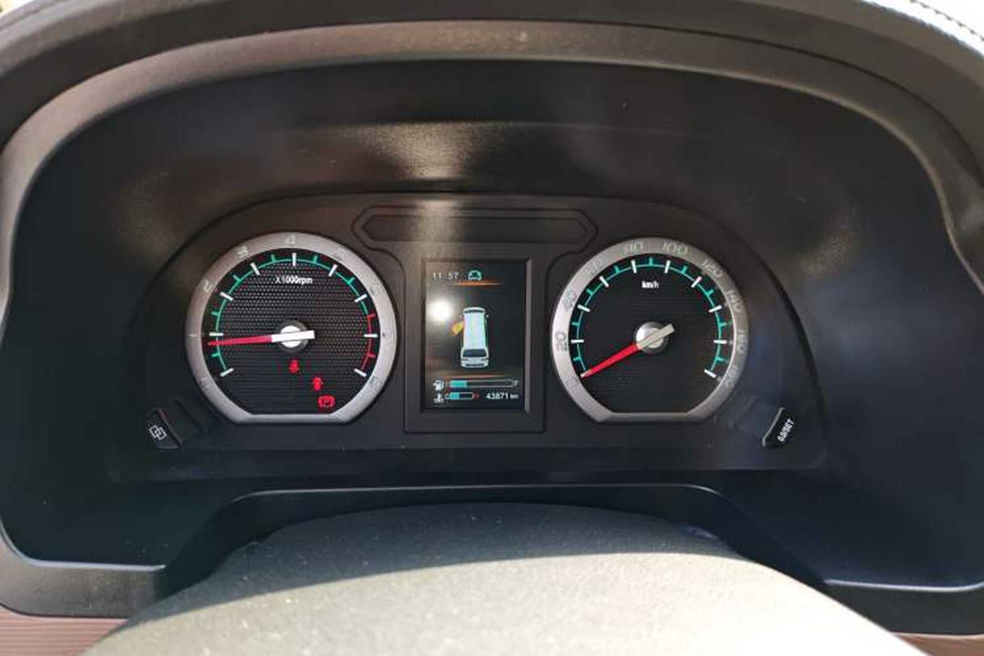 Used FORTHING Lingzhi 2020 M5L 1.6L Luxury 7-Seater Instrument Cluster
