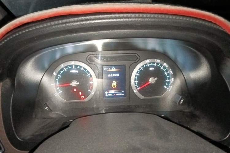 Used FORTHING Lingzhi 2020 M5L 1.6L Comfort Edition 7-Seater Instrument Cluster