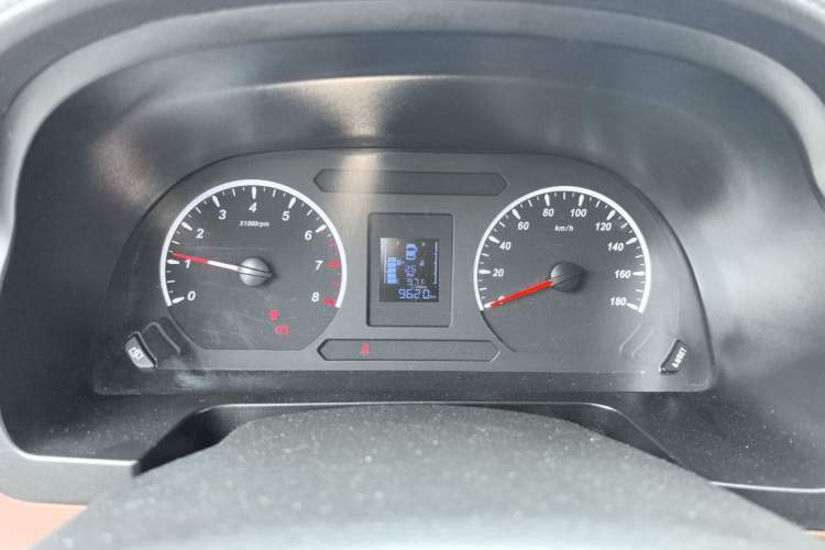 Used FORTHING Lingzhi 2020 M5 1.6L Practical Model Instrument Cluster