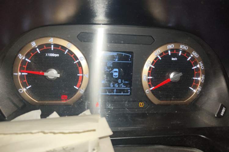 Used FORTHING Lingzhi 2020 M5L 1.6L Base Model 9 Seats Instrument Cluster