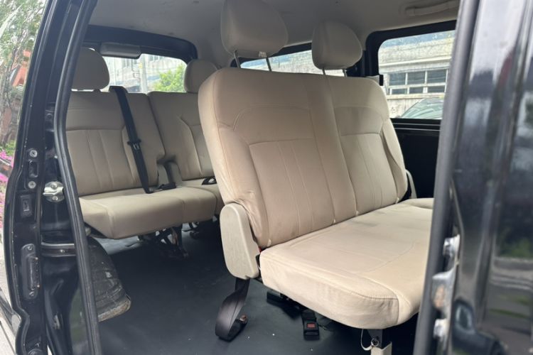 Used FORTHING Lingzhi 2020 M5L 2.0L Base Model 7 Seats Interior 14
