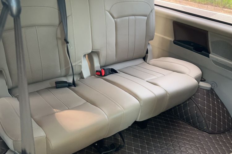 Used FORTHING Lingzhi 2020 M5L 1.6L Luxury 7-Seater Interior 4