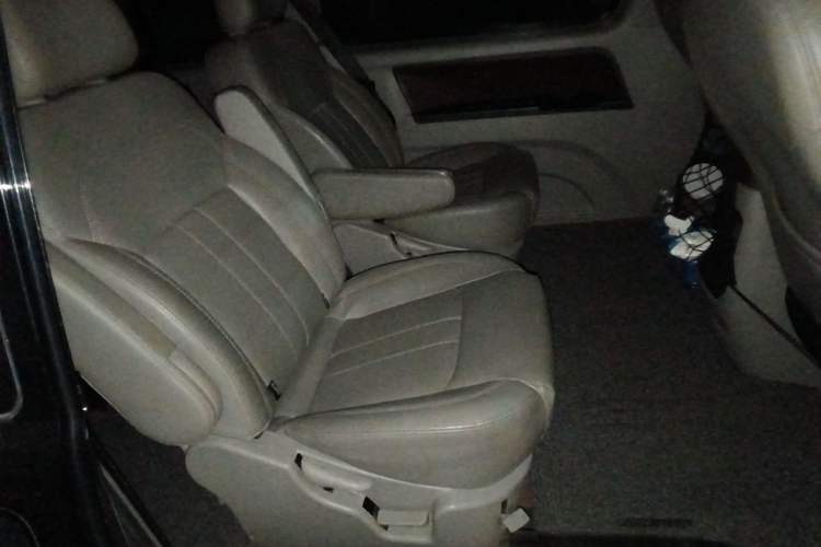 Used FORTHING Lingzhi 2020 M5L 1.6L Comfort Edition 7-Seater Interior 4