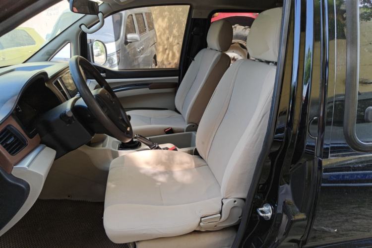 Used FORTHING Lingzhi 2020 M5L 1.6L Utility Model Left Front Seat