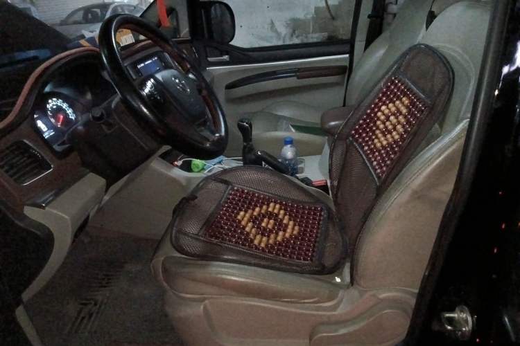 Used FORTHING Lingzhi 2020 M5L 1.6L Comfort Edition 7-Seater Left Front Seat