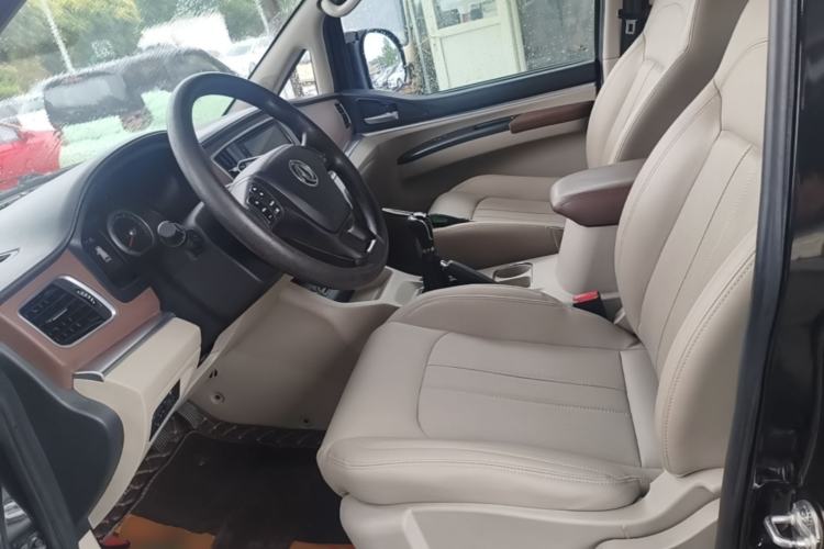 Used FORTHING Lingzhi 2020 M5L 1.6L Luxury 7-Seater Left Front Seat