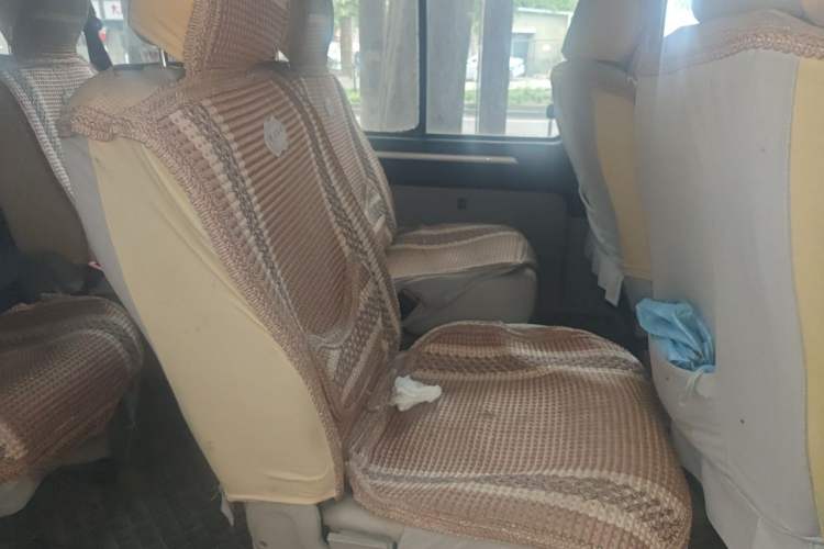 Used FORTHING Lingzhi 2020 M5L 1.6L Base Model 9 Seats Left Rear Seat