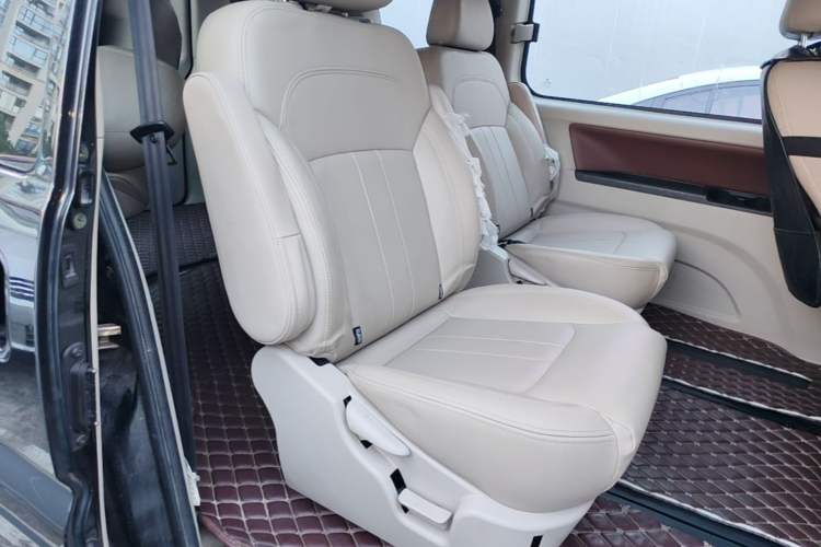 Used FORTHING Lingzhi 2020 M5L 1.6L Luxury 7-Seater Left Rear Seat
