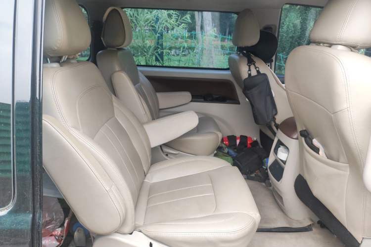 Used FORTHING Lingzhi 2020 M5L 1.6L Luxury 7-Seater Left Rear Seat