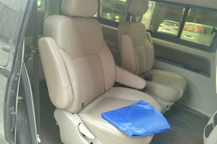 Used FORTHING Lingzhi 2020 M5L 2.0L Luxury 7-Seater Left Rear Seat