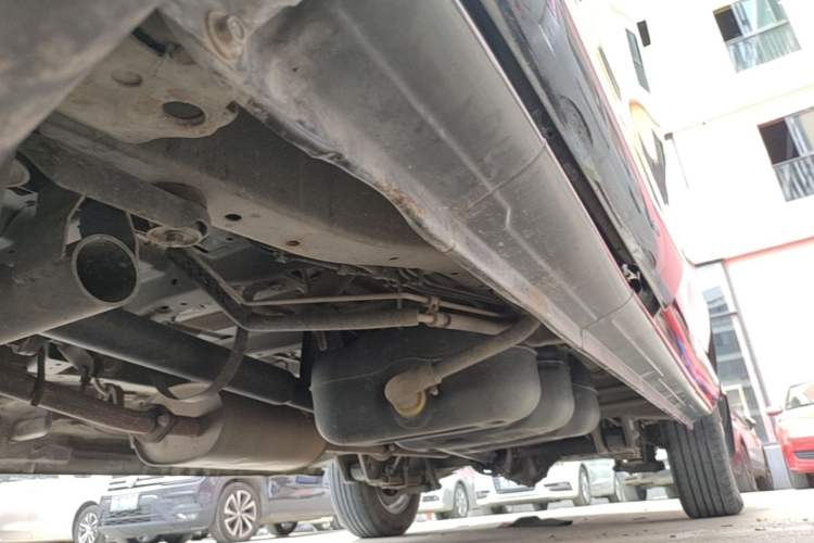 Used FORTHING Lingzhi 2020 M5L 1.6L Luxury 7-Seater Left Side Sill