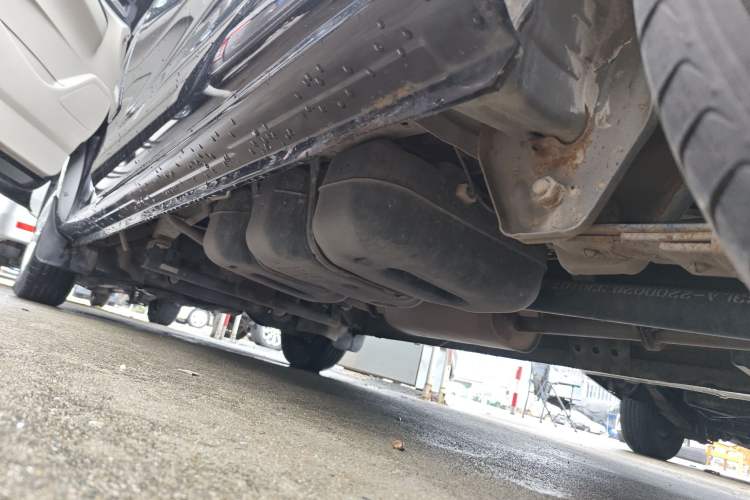 Used FORTHING Lingzhi 2020 M5L 1.6L Comfort Edition 7-Seater Left Side Sill