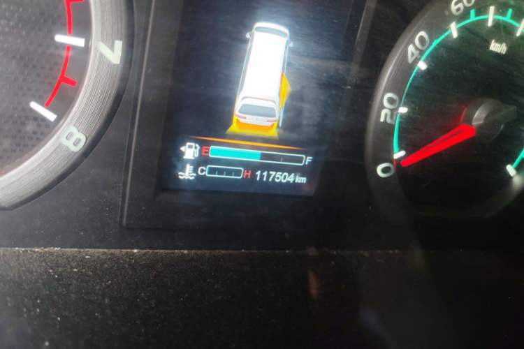 Used FORTHING Lingzhi 2020 M5 1.6L Luxury 7-Seater Odometer Close Up