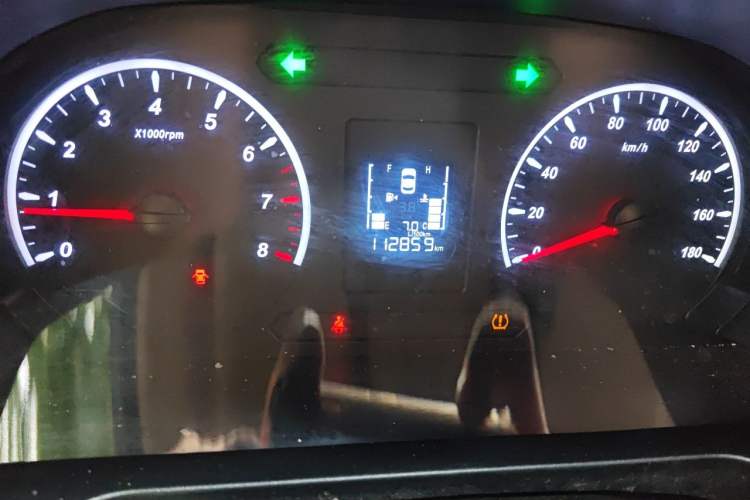 Used FORTHING Lingzhi 2020 M5L 1.6L Utility Model Odometer Close Up