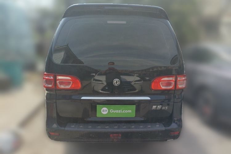 Used FORTHING Lingzhi 2020 M5L 1.6L Luxury 7-Seater Rear