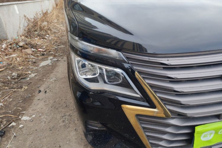 Used FORTHING Lingzhi 2020 M5 1.6L Luxury 7-Seater Right Front Headlight