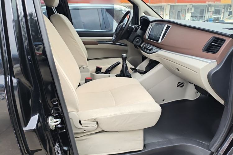 Used FORTHING Lingzhi 2020 M5L 1.6L Utility Model Right Front Seat
