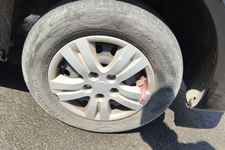 Used FORTHING Lingzhi 2020 M5 1.6L Practical Model Right Front Wheel Hub