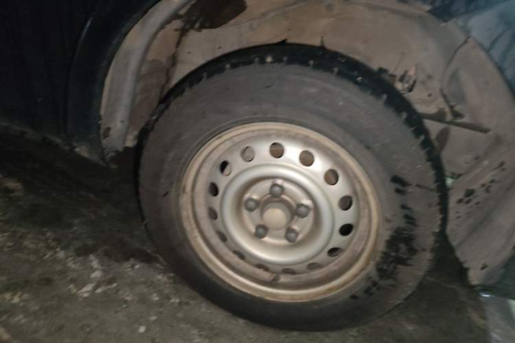 Used FORTHING Lingzhi 2020 M5 1.6L Practical Model Right Front Wheel Hub