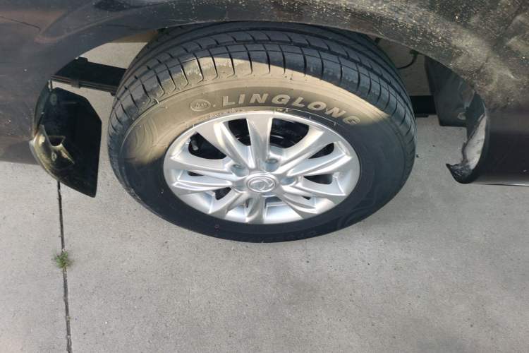 Used FORTHING Lingzhi 2020 M5L 1.6L Luxury 7-Seater Right Rear Wheel Hub