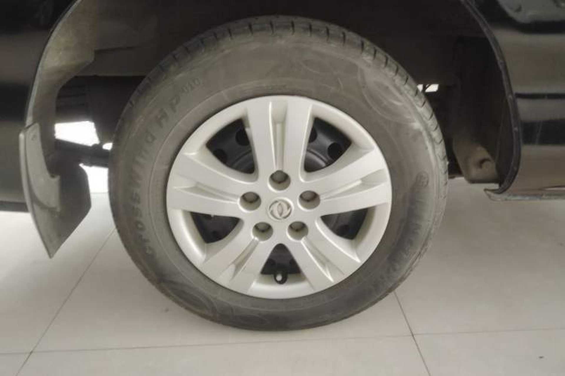 Used FORTHING Lingzhi 2020 M5L 1.6L Utility Model Right Rear Wheel Hub