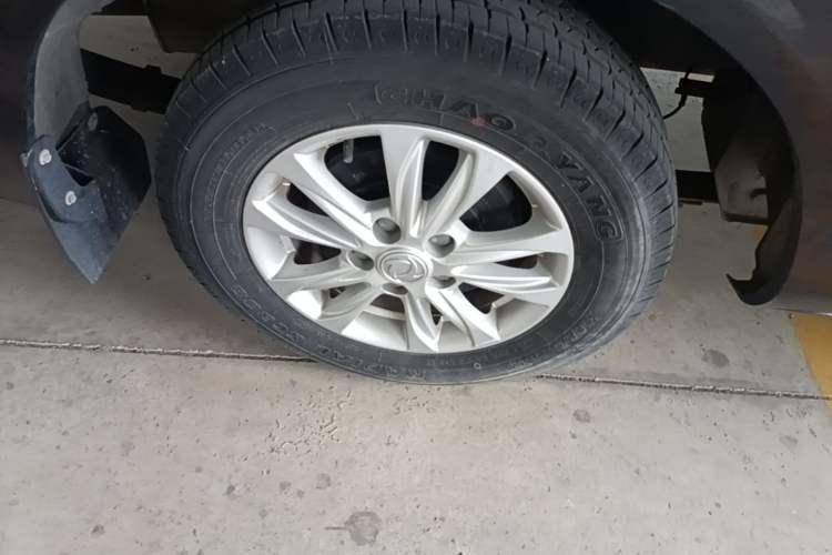 Used FORTHING Lingzhi 2020 M5L 1.6L Luxury 7-Seater Right Rear Wheel Hub