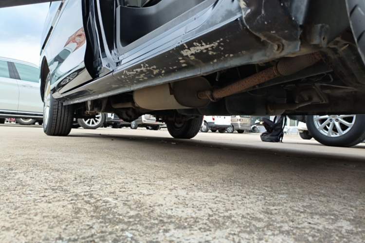 Used FORTHING Lingzhi 2020 M5L 1.6L Utility Model Right Side Sill