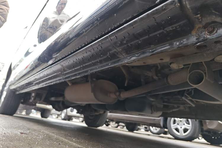 Used FORTHING Lingzhi 2020 M5L 1.6L Comfort Edition 7-Seater Right Side Sill